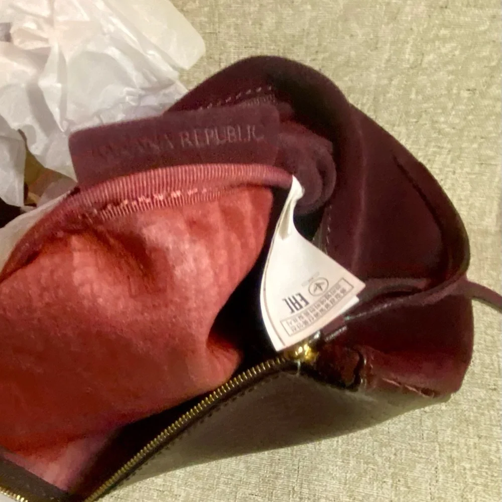 🌹Banana Republic Croc Embossed Leather/Suede Pouch🌹#REDBANANA